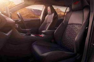 مقاعد تويوتا راف 4 2021