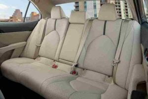 مقاعد تويوتا كامري 2021 1