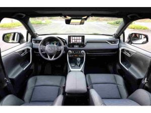 مقصورة تويوتا راف 4 هايبرد 2021