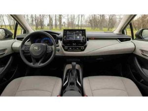 مقصورة تويوتا كورولا هايبرد 2021