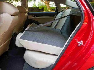 مقاعد هوندا أكورد هايبرد 2021 1