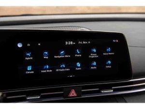 شاشة هيونداي النترا هايبرد 2021