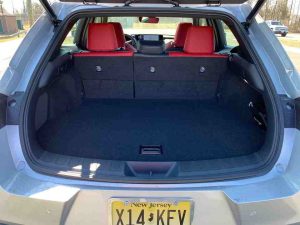 صندوق لكزس UX هايبرد 2021 1