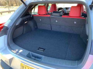 صندوق لكزس UX هايبرد 2021