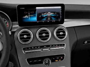 شاشة مرسيدس بنز C كلاس 2021 1