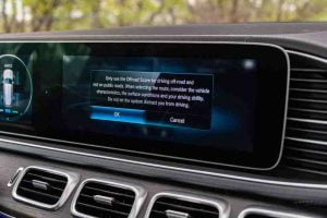 شاشة مرسيدس بنز GLS كلاس 2021