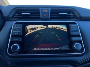 شاشة نيسان صني 2021 1