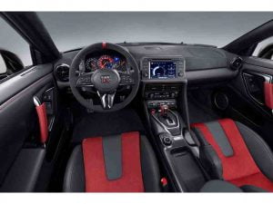 مقصورة نيسان GT R 2021