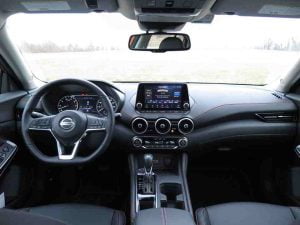 مقصورة نيسان سنترا 2021