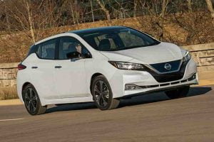 نيسان ليف 2021