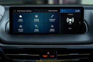 شاشة اكيورا MDX 2022