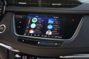 شاشة كاديلاك XT5 2021