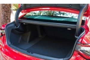 صندوق اكيورا TLX 2021