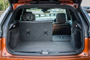 صندوق كاديلاك XT4 2021 1