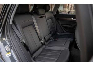 مقاعد أودي Q5 2021 1