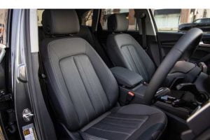 مقاعد أودي Q5 2021