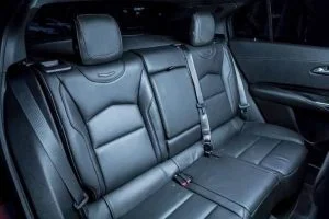 مقاعد كاديلاك XT4 2021 1