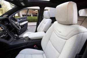 مقاعد كاديلاك XT5 2021