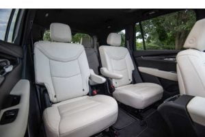 مقاعد كاديلاك XT6 2021
