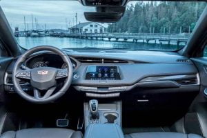 مقصورة كاديلاك XT4 2021