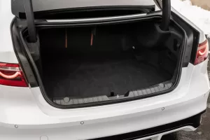 صندوق جاكوار XF 2021