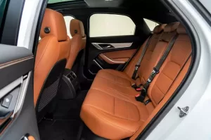مقاعد جاكوار XF 2021