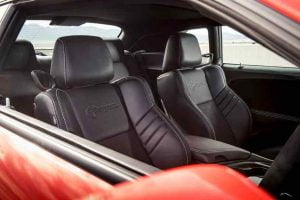 مقاعد دودج تشالنجر 2021