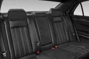 مقاعد كرايسلر 300 2021 1