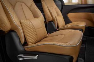 مقاعد كرايسلر باسيفيكا هايبرد 2021 2