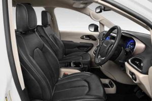 مقاعد كرايسلر فوياجر 2021