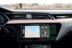 شاشة أودي E ترون 2022