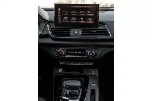 شاشة أودي Q5 2022