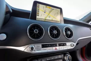 ششاشة كيا ستينجر 2021 1