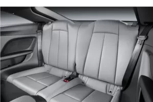 مقاعد أودي TT 2022 1