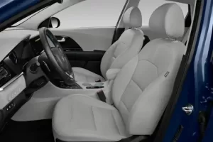 مقاعد كيا نيرو 2021