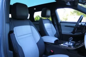 مقاعد لاند روفر رينج روفر إيفوك 2021