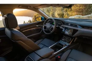 مقصورة أودي E ترون 2022