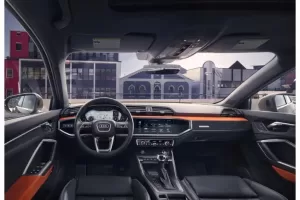 مقصورة أودي Q3 2022