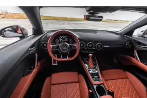 مقصورة أودي TT 2022