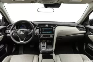 مقصورة هوندا إنسايت 2022