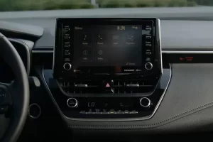 شاشة تويوتا كورولا 2022