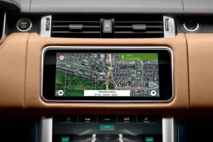 شاشة لاند روفر رينج روفر سبورت 2022