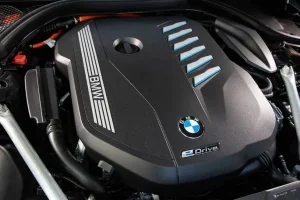 محرك بي إم دبليو الفئة السابعة 2022