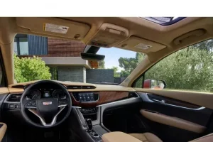 مقصورة كاديلاك XT6 2022