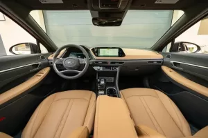 مقصورة هيونداي سوناتا 2022