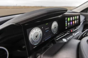 شاشة هيونداي النترا 2022