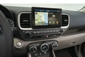 شاشة هيونداي فينيو 2022