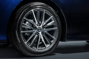 عجلة تويوتا كامري 2022