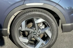 عجلة هيونداي فينيو 2022