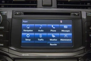 شاشة تويوتا 4 رنر 2022‎‎